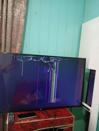Tv tela quebrada
