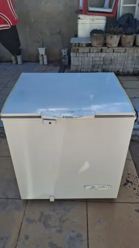 FREEZER HORIZONTAL 201 LITROS CONSERVADO