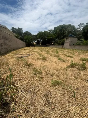 Terreno no  condomínio Portal da Serra para venda com 953 - Quiririm - Taubaté - SP