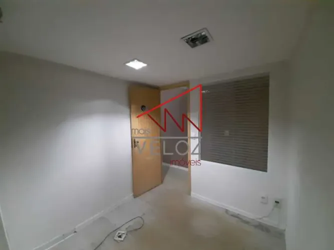 Loja : / Comercial / Catete