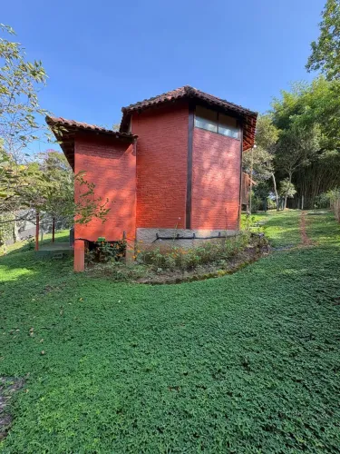 Lindo chalé para venda próximo a São Lourenço MG