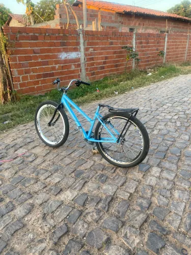 Vende-se bicicleta