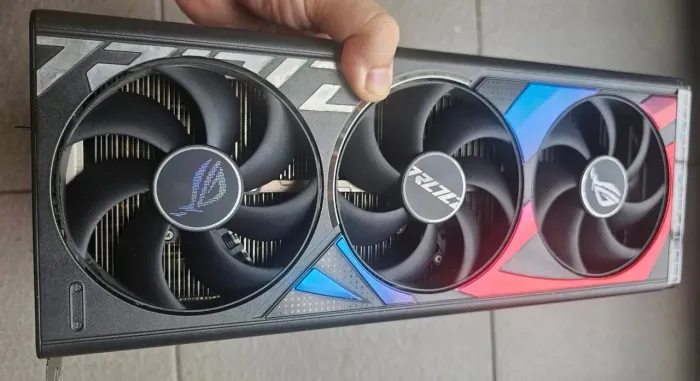 Placa de Vídeo GeForce Rtx 4090 RogStrix