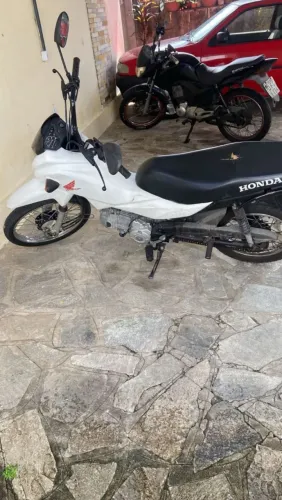 Moto Pop 110i em ótimo estado!