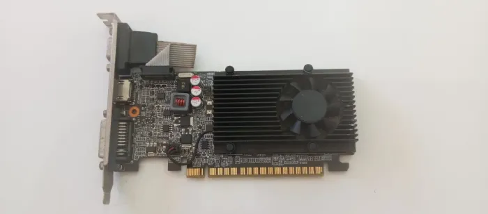 Placa de Vídeo GForce GT 520 1GB DDR3