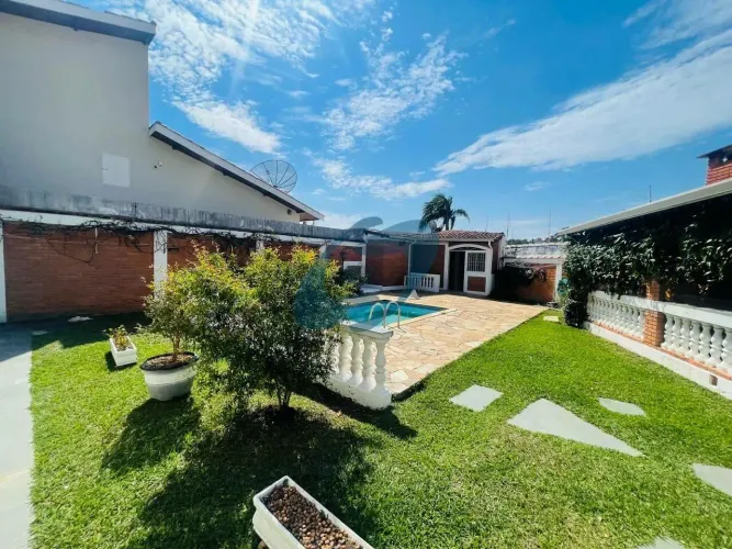 Casa com 3 dormitórios para alugar, 135 m² por R$ 5.515,00/mês - Vila Santista - Atibaia/S