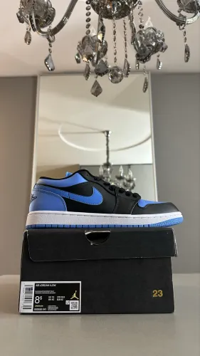 Tênis Nike Air Jordan 1 Low Black University Blue