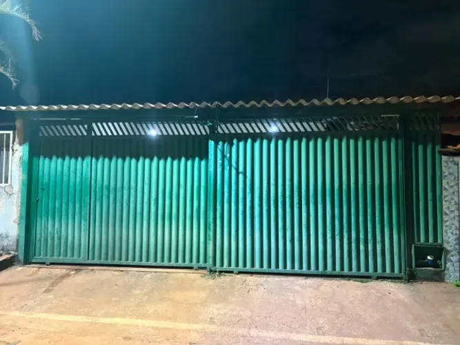 Aluga-se Casa com 3 quartos em Condomínio Fechado - Céu Azul, Valparaíso de Goiás