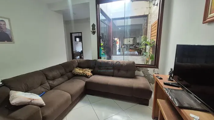 CASA AMPLA NO BAIRRO DO SÃO ROQUE EM LORENA-SP