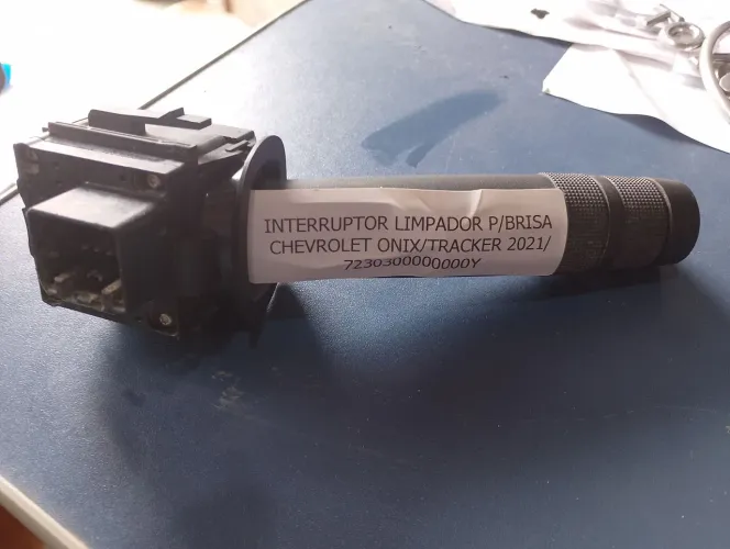 Chave do limpador de parabrisa GM Onix Tracker 2021 