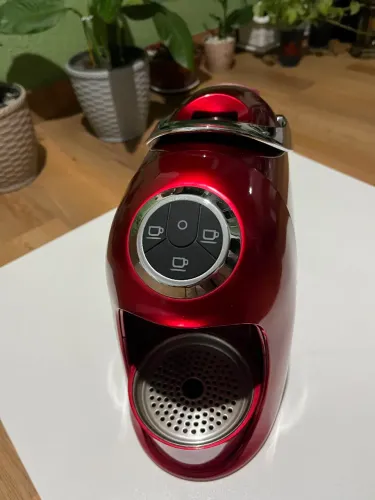 Cafeteira cápsulas três corações