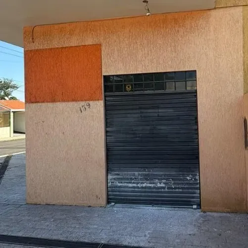 Duas Portas de enrolar em aço