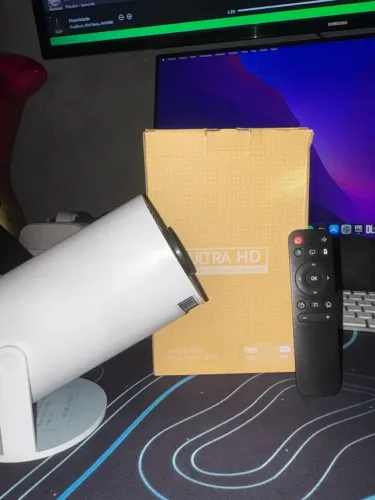 Projetor Smart Praticamente Novo 