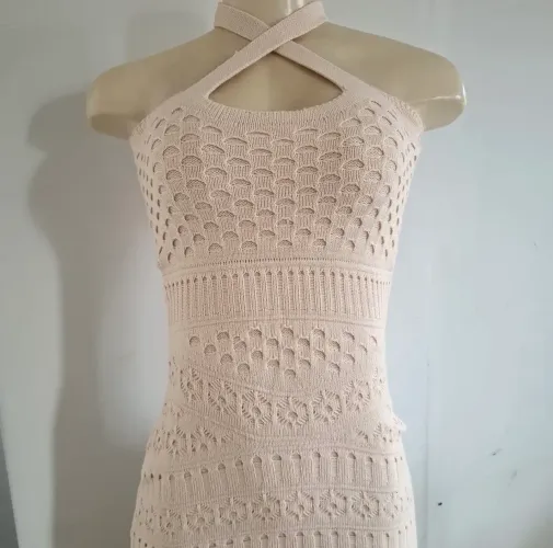 Ponta de estoque, promoção, roupas novas