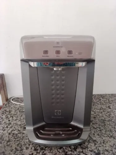 Purificador de água Electrolux