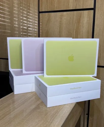 MacBook neon 2026 8GB / 256GB SSD