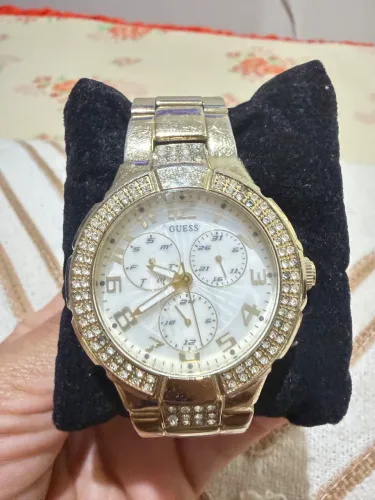 Relógio Guess Dourado 