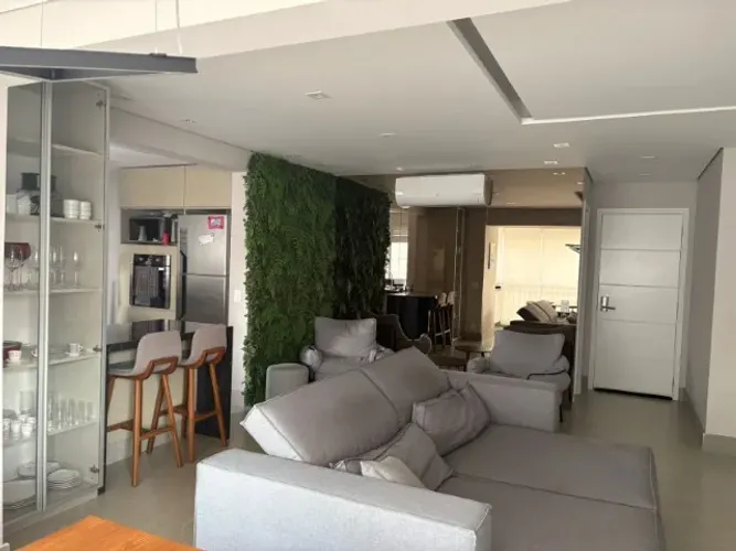 Apartamento mob. | 89m² | 2 dorms (2 suítes) | 3 banheiros | 2 vgs. | Depósito | Varanda