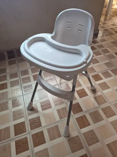 Cadeira de alimentação- cadeirinha