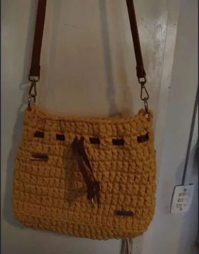Bolsa de fio de malha