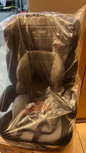 Cadeirinha infantil NOVA NA CAIXA (9-36kg)