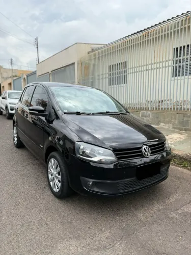Volkswagen Fox 1.0 MI Total Flex 8V 5P 2013
