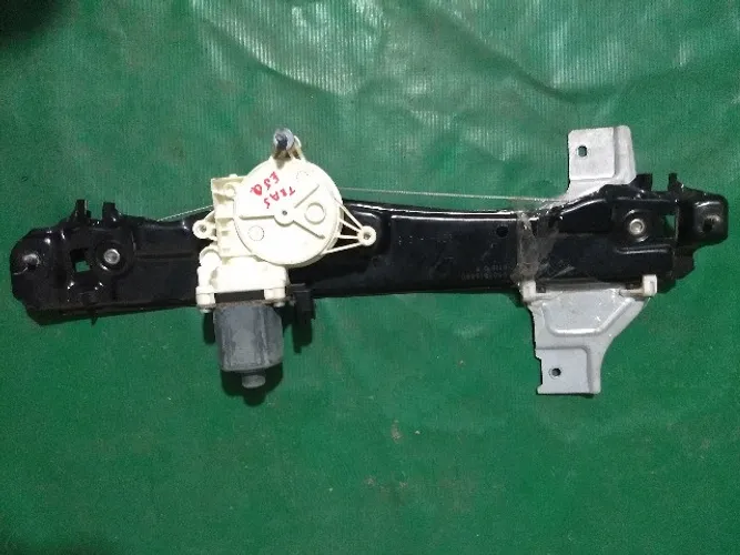 Máquina Vidro Elétrico Traseira Esquerda Peugeot/2008 2015/19.