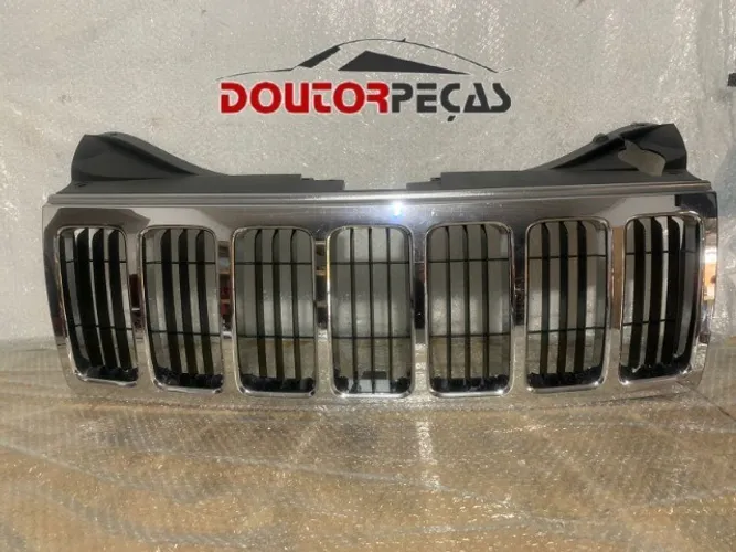 Grade Cromada Gran Cherokee 2008/10 55157458AA