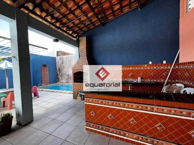 Casa com 4 Quartos, 960 m² - Venda por R$ 2.350.000 ou Aluguel por R$ 14.000/mês - Centro