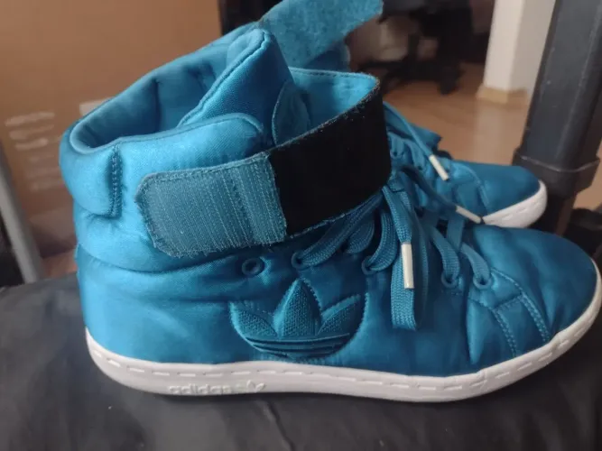 Tênis Adidas original número 38