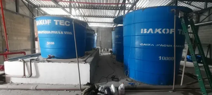 Conserto de caixa Daguas de fibra de vidro em geral