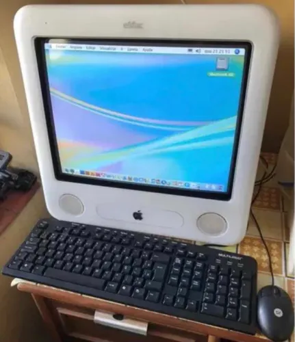 Computador antigo apple EMAC 2002-usado e funcionando perfeitamente!