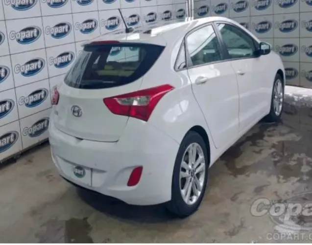Sucata i30 2013