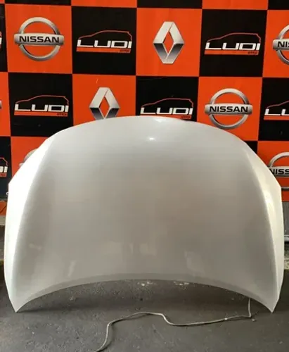Capô  Nissan Sentra 2015 (C Detalhe)