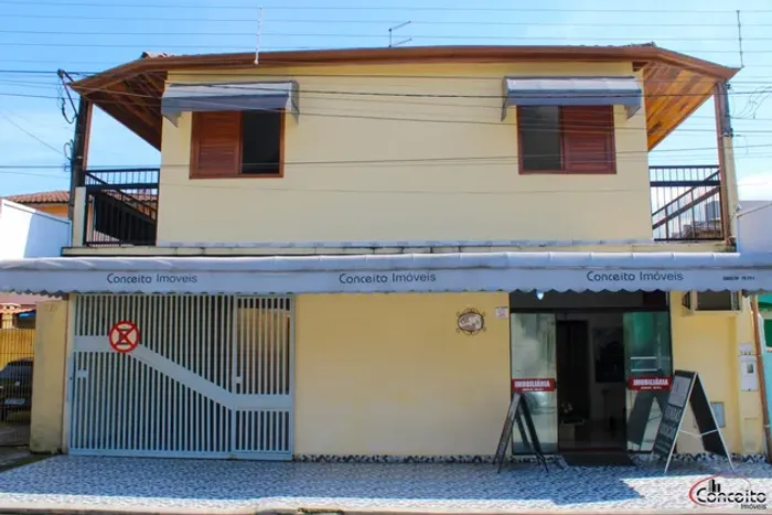 Locação Temporária! Opções de Kit Net e Apartamento de 01 e 02 Dormitórios!