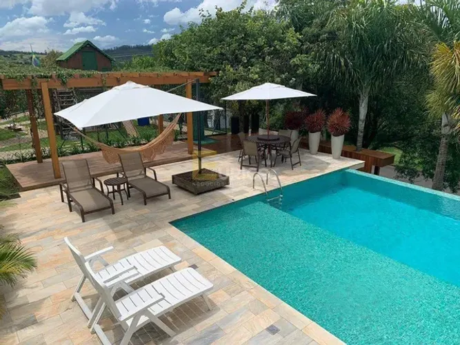 Casa em condomínio à venda no Condomínio Residencial Jardim Primavera em Louveira/SP