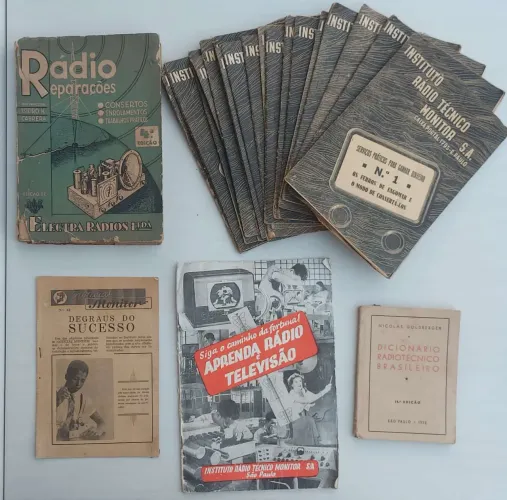 Livros e manuais de rádio e televisão