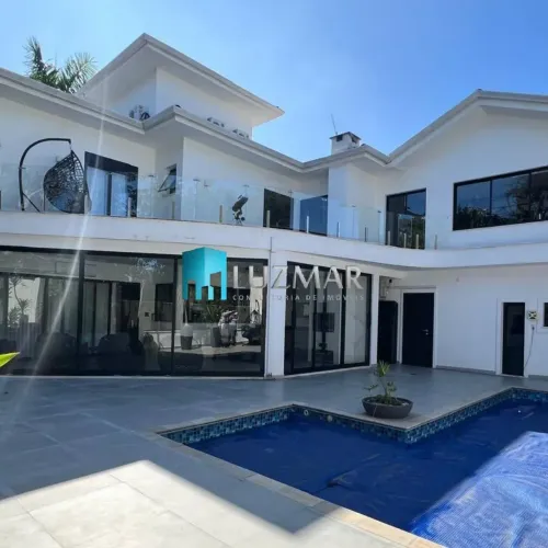 CASA Á VENDA NO CONDOMÍNIO ARUÃ EM MOGI DAS CRUZES COM PISCINA AQUECIDA!