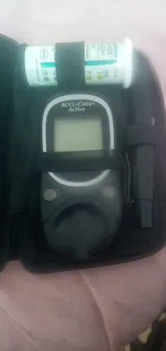 Vendo este aparelho de verificar glicose .