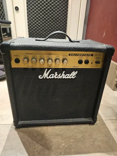Amplificador Guitarra Marshall VS15 INGLÊS 