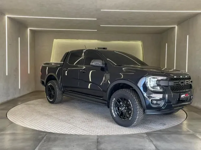 Ford Ranger Black 2.0 4X2 CD TB Diesel Aut. 2026
