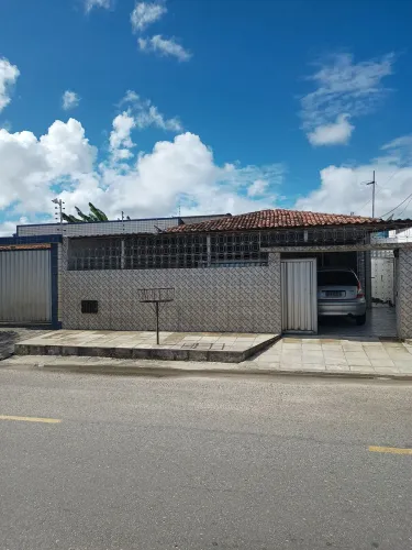 Vendo casa no bairro do Cristo valor 450.000,00
