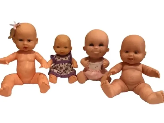 Bonecas Kit Com 4 Unidades