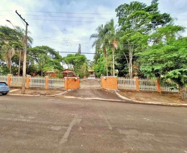 Chácara em Condomínio para aluguel, 3 quartos, 1 suíte, 4 vagas, Jardim do Lago - Limeira/