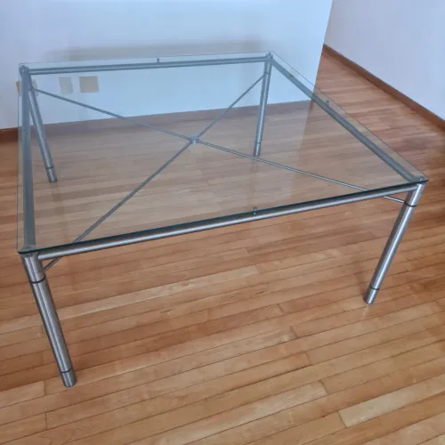 Mesa de jantar quadrada 8 lugares Artefacto - Vidro e Inox