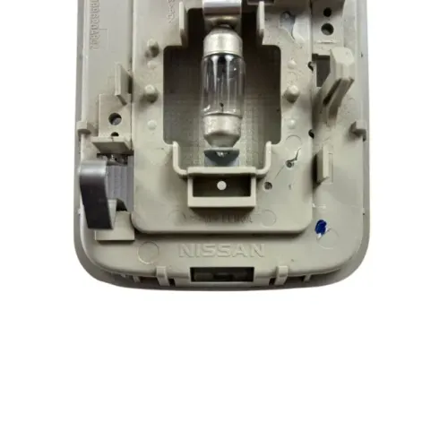 Luz De Teto Cortesia Nissan Livina Tiida Versa 2009 2014