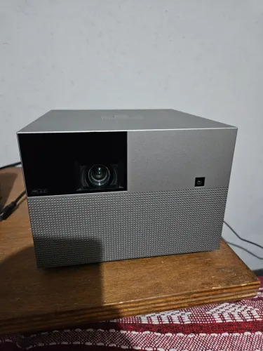 Projetor Wemax vogue pro 1080p nativo - pouquíssimo uso