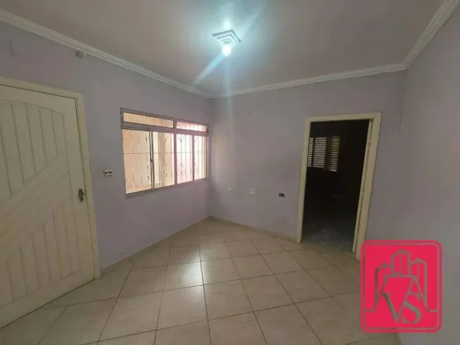 Casa com 4 dormitórios para alugar, 349 m² por R$ 2.840,00/mês - Ferrazópolis - São Bernar
