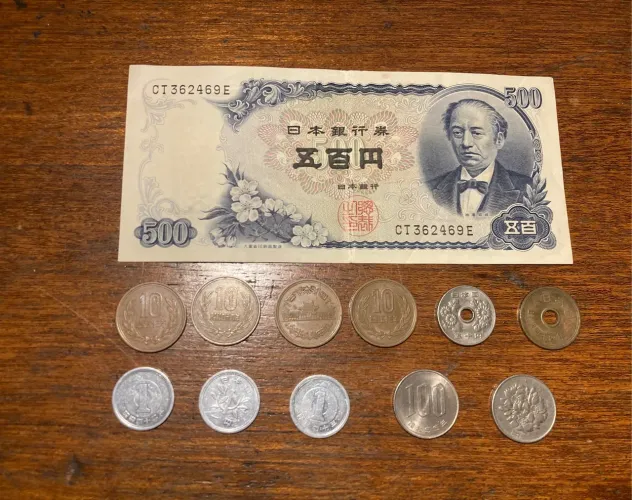 Conjunto de Cédula e Moedas Antigas Japonesas 
