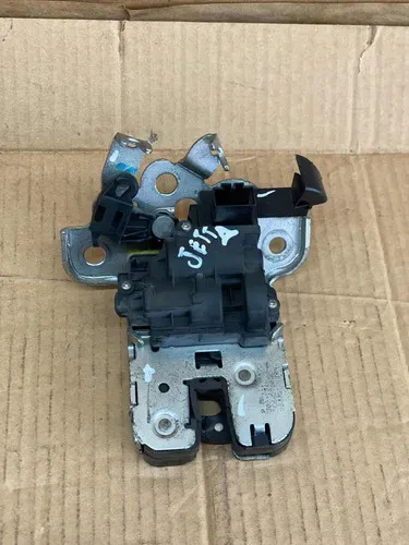 Fechadura Elétrica Porta Malas Vw Jetta 2012/15